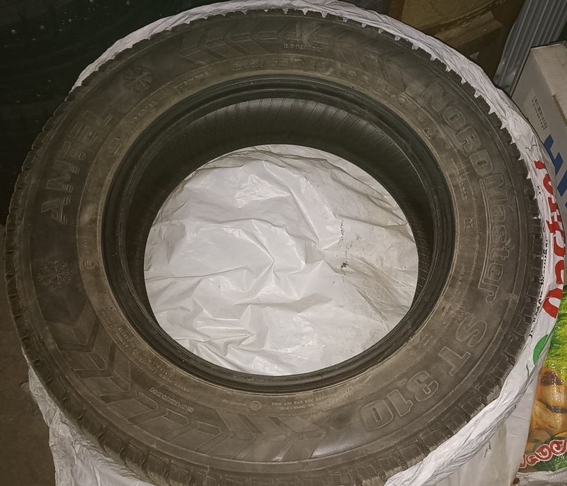 Продам зимние шины