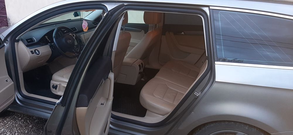 Vând wv passat b7, model 2013, motor2000,culoare Maro, interior piele Crem, cutie manuala 6 Trepte, 300000Km reali, unic Proprietar