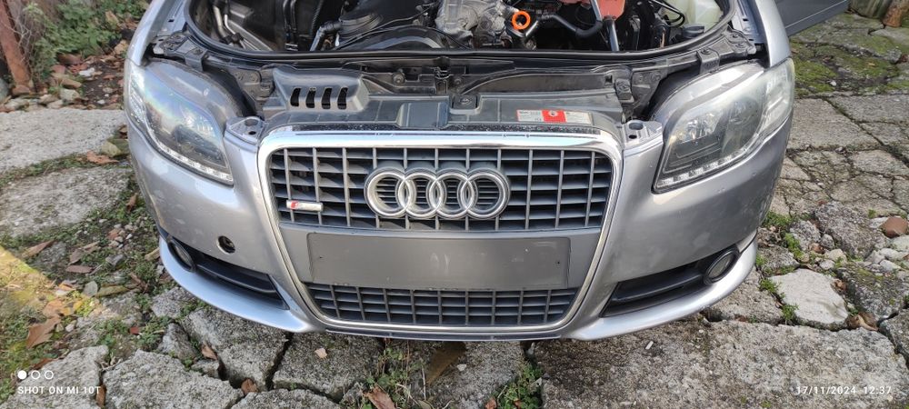 Ауди А4 Б7 на части