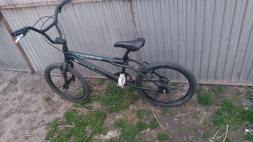 Bmx freestyle 20" inmport anglia . Casca