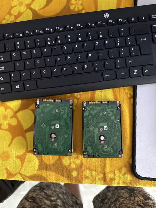 2 HDD-uri 1TB (Dell Constellation 2) - Defecte, pentru piese