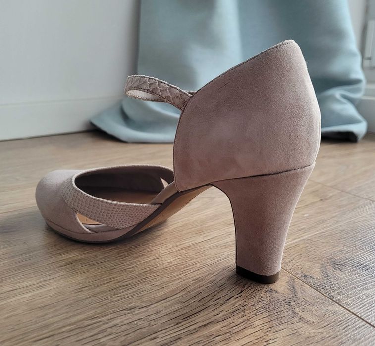 Pantofi damă Clarks - Chorus Buzz, măsura EUR 39 ½, noi, reduși cu 55%