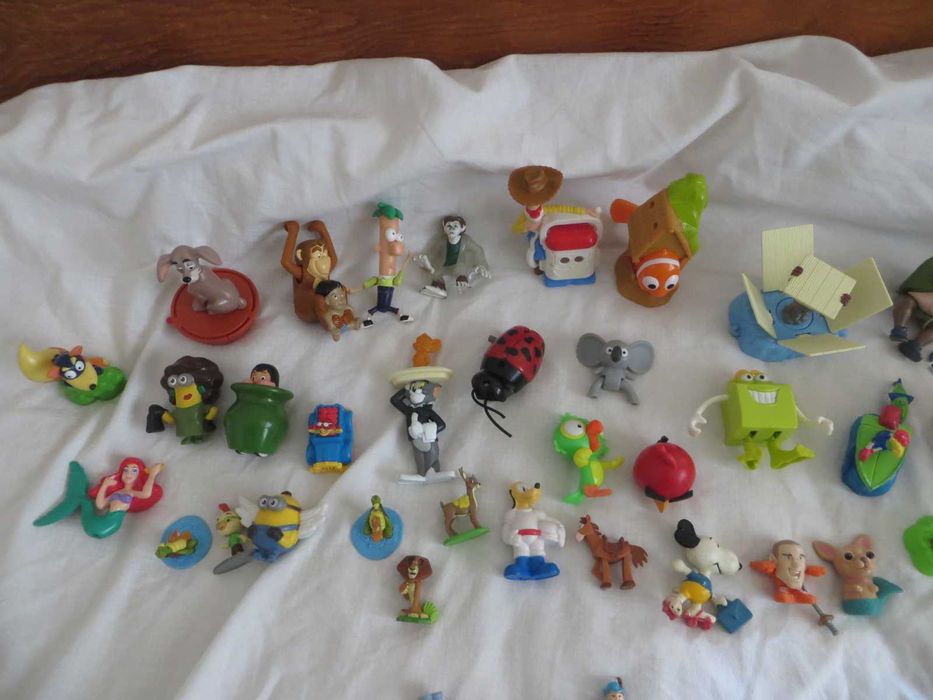 Колекционерски Фигурки Monsters, герои на Disni, коли