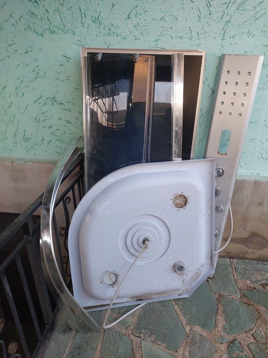 Б.у душевая кабина 90×90