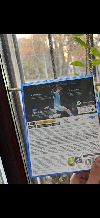 fifa 24 на пс5 в хорошем состоянии