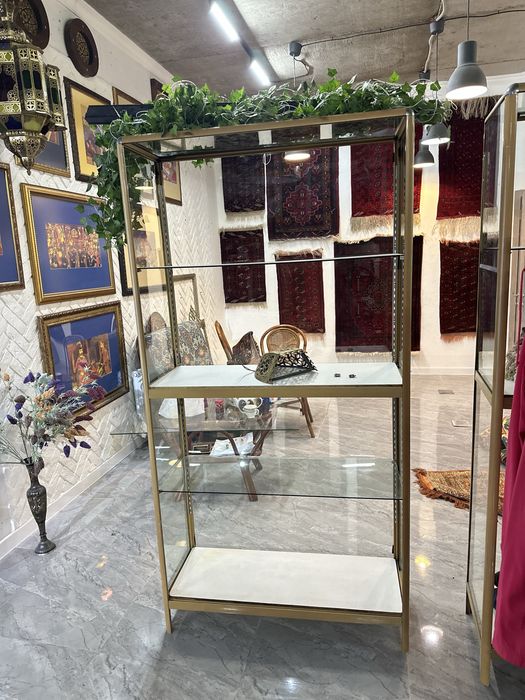 Стеклянные витрины 10 шт