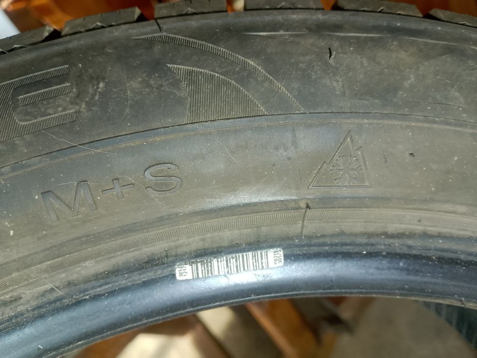 Комплект зимни гуми 205/55R/17