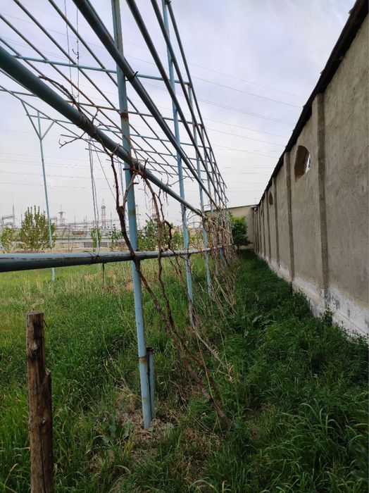 Truba va arka sotiladi.