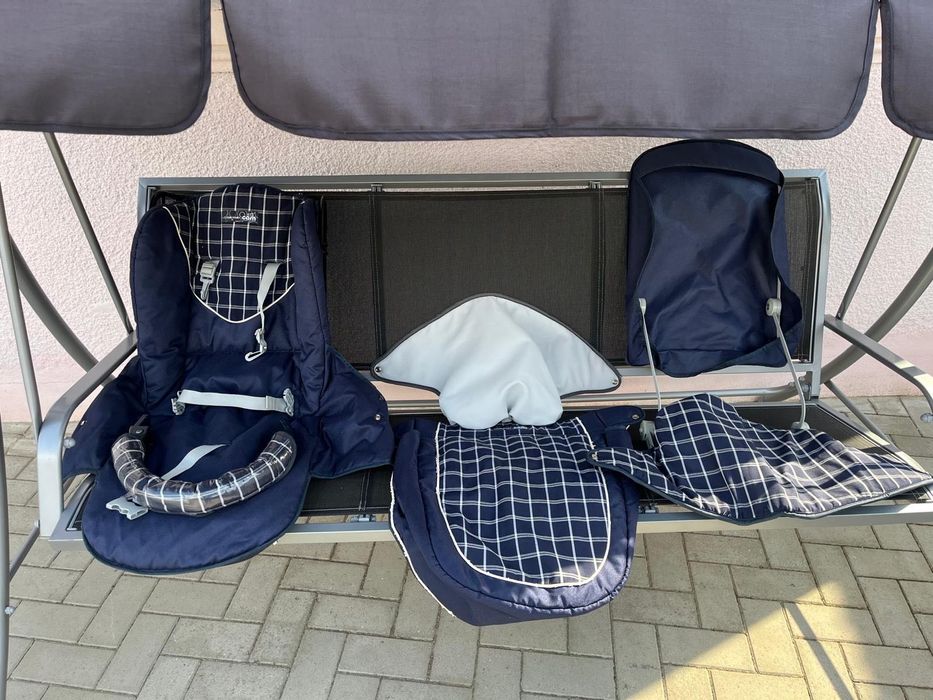 Cărucior + scoică bebe