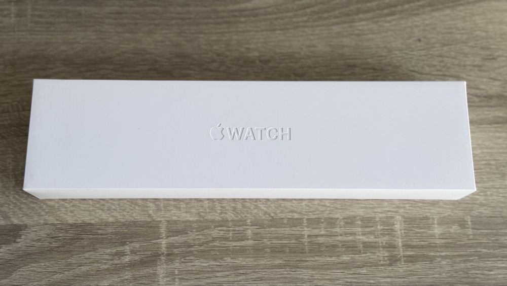 APPLE Watch Series 7, GPS, 45mm Starlight