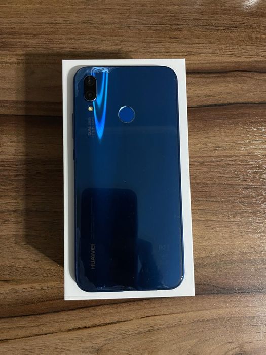 Продам Huawei P20 lite