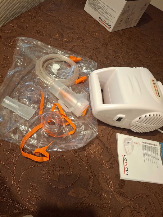 Компресорен апарат инхалатор.