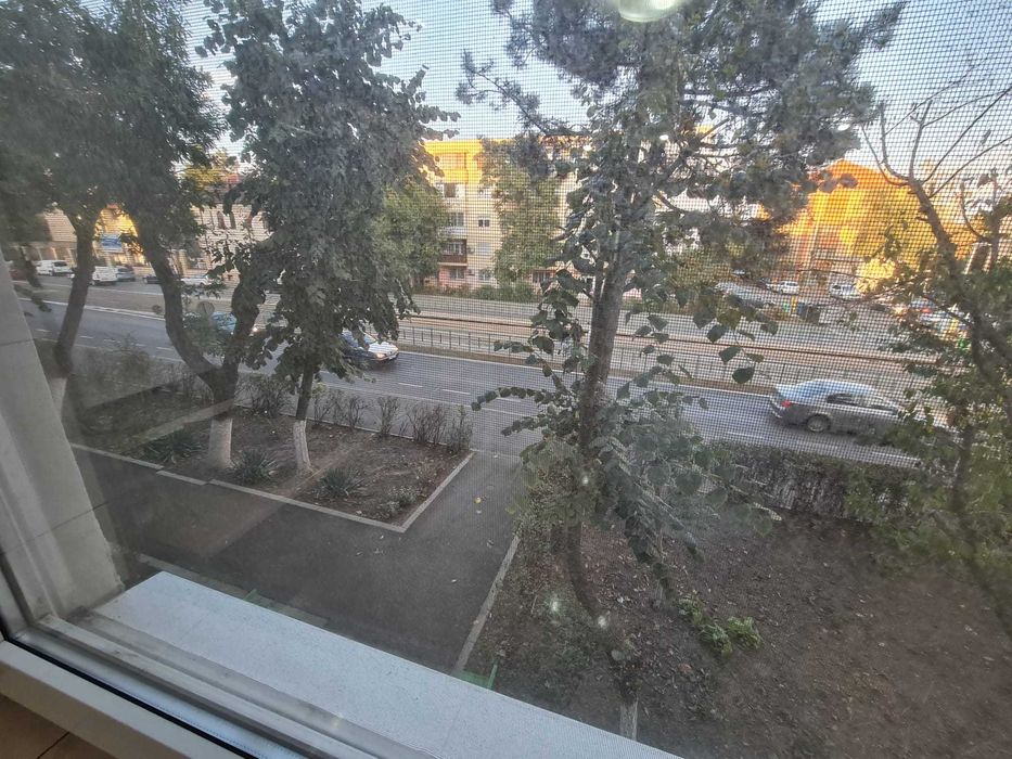 Inchiriez apartament 2 camere central
