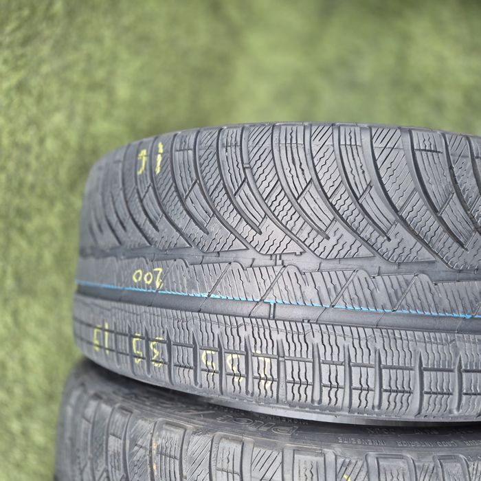 235 35 19 Michelin m+s