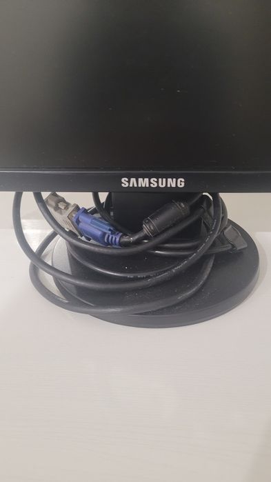 Продам монитор самсунг