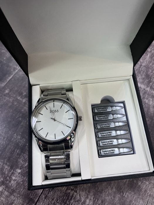 Подарочный набор ремень + часы