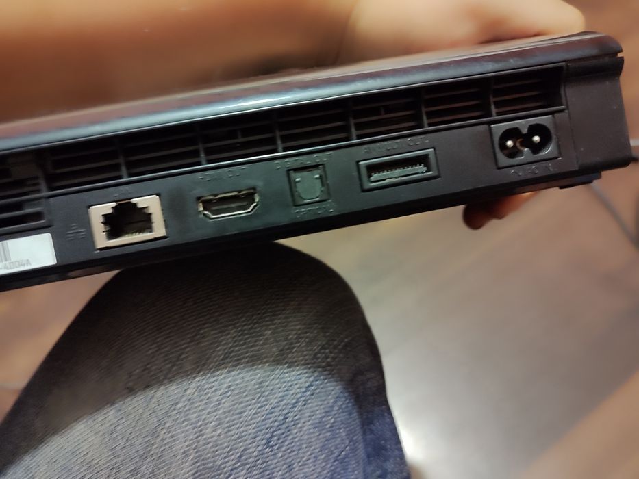 PlayStation 3 продам