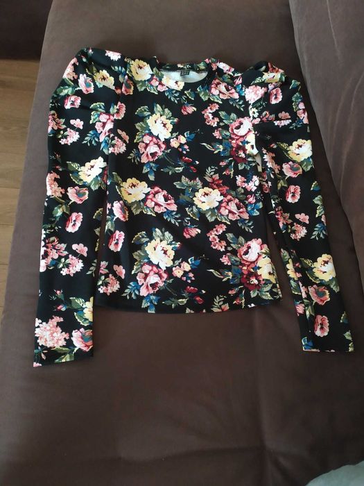 Продавам нова блузка