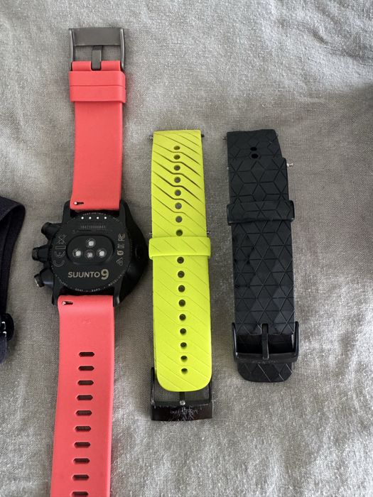 Спортен часовник Suunto 9 Baro