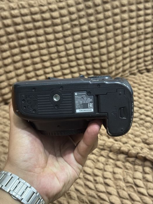 Canon 5D mark4 Body sotiladi