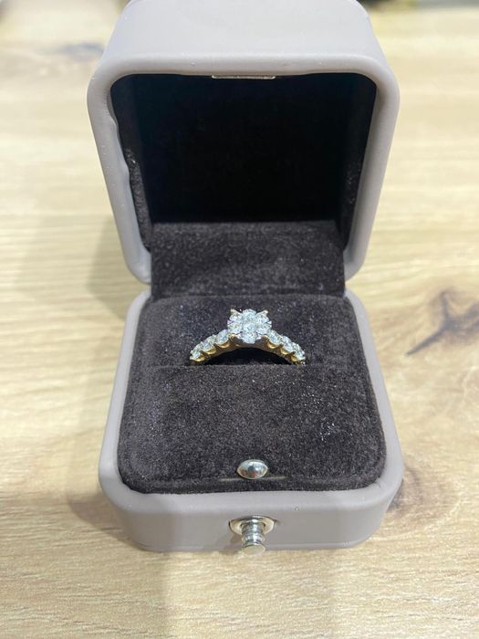 VandI / Schimb inel de logodna Teilor din aur 18k cu diamante