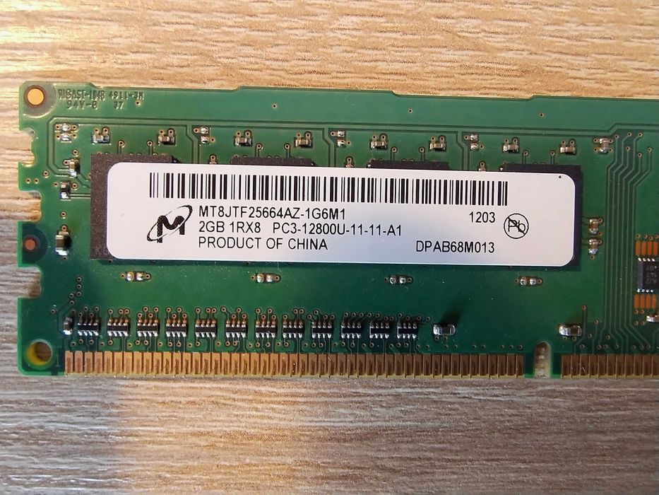 Kit RAM DDR3 dual-channel de 4GB (2 x 2GB)