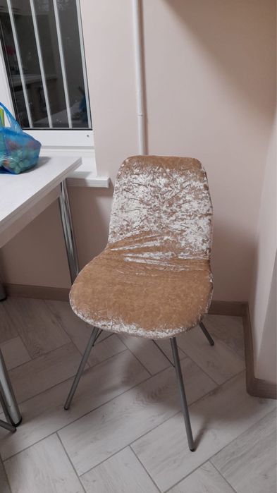 Бархатные чехлы на маленькие стулья