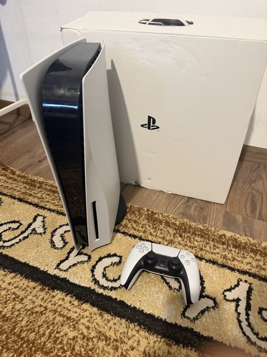 Playstation 5 slim disk 1 maneta  825gb  pret fix .