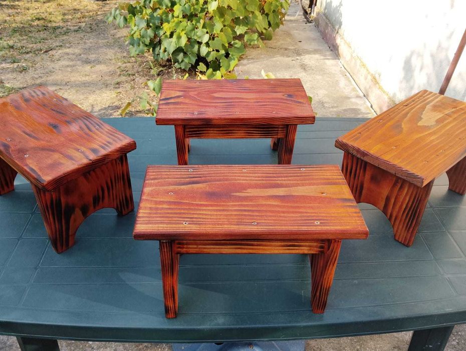 Vand Scaunele , Suport sticle de vin  lăcuite.