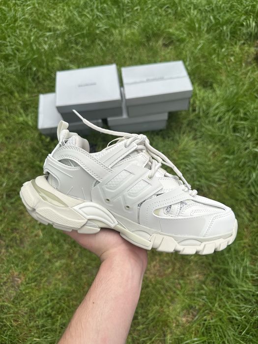 Balenciaga Track / Calitate Premium / Marimi 36-42 / Baby Blue , Roz , Negru , Alb / 2026