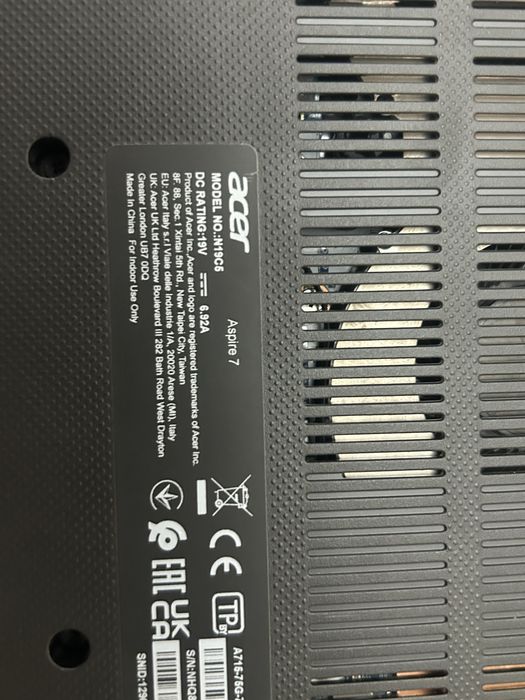 Корпус Acer aspire в идеальном состоянии.