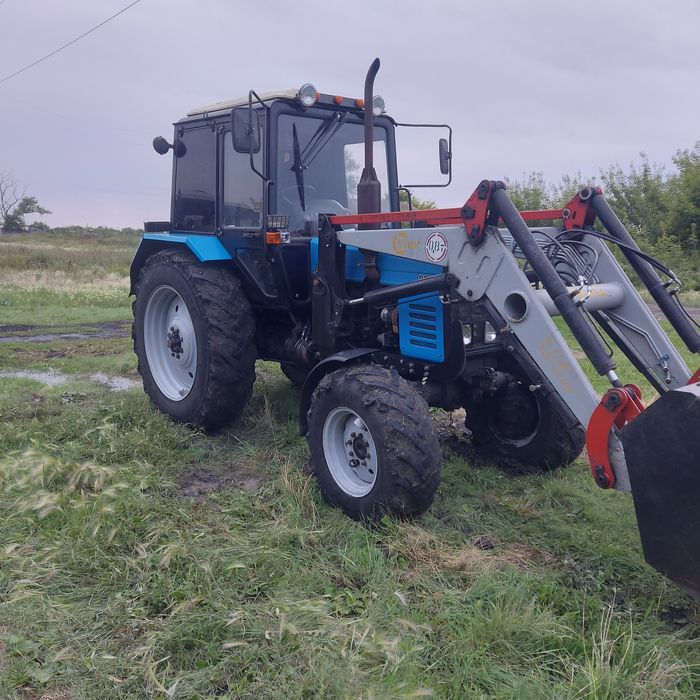Продам трактор Мтз892