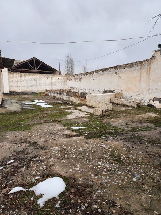 Yer uchastkasi sotiladi