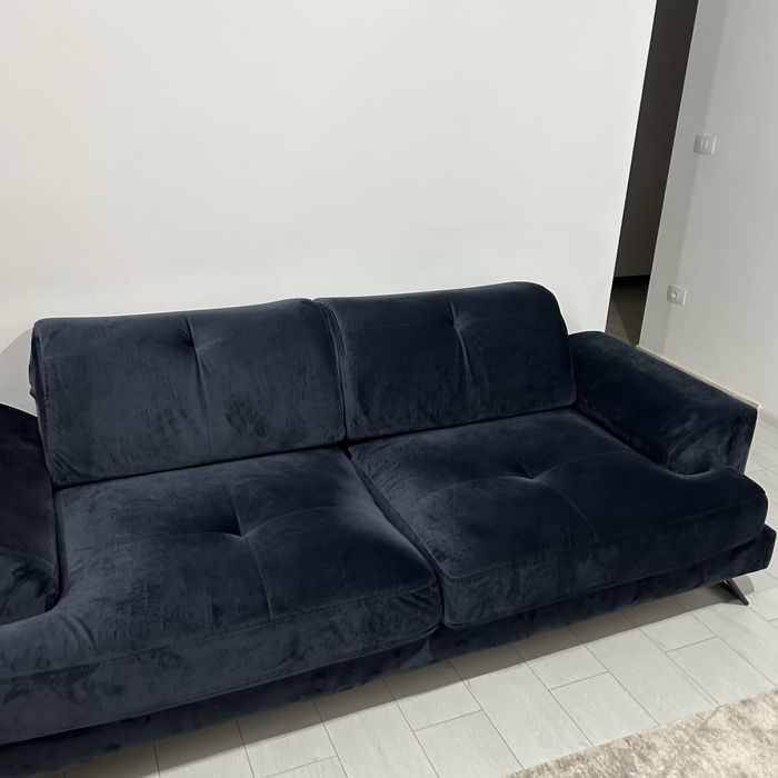 Canapele din catifea si fotoliu