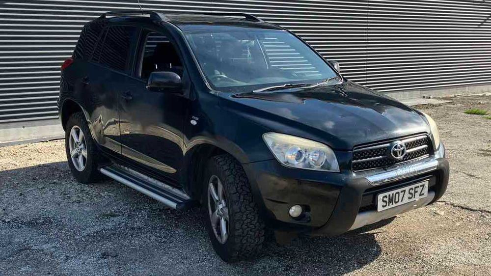 Toyota Rav4 III 2006-2012 НА ЧАСТИ В ОПИСАНИЕТО