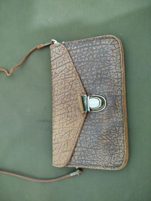 Продам из натуральной кожи.