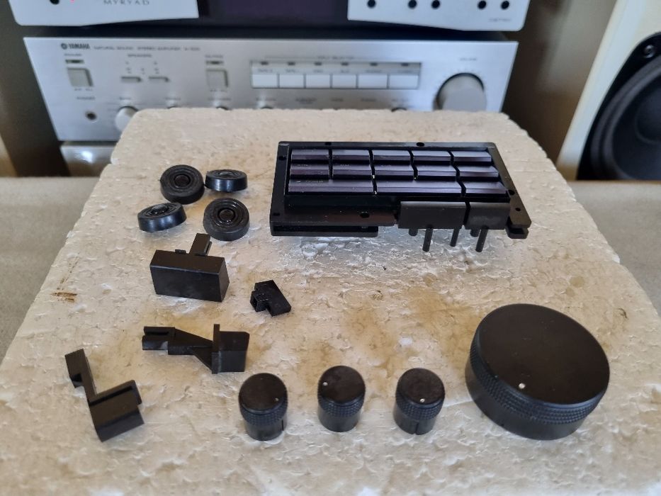 Set Butoane Amp Onkyo. Pt ax tesit 6 mm. Impecabile.