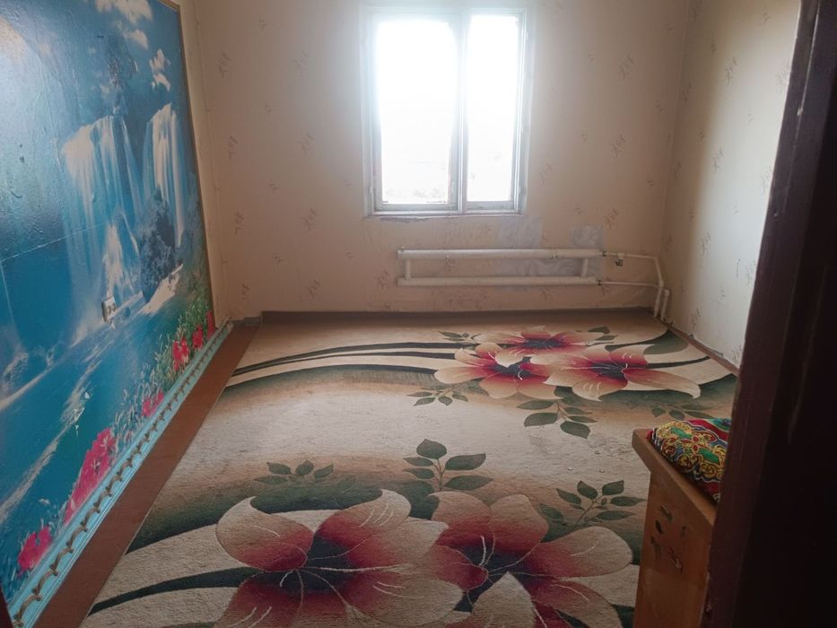 Qizlarga Bezmakler sheriklikka kv