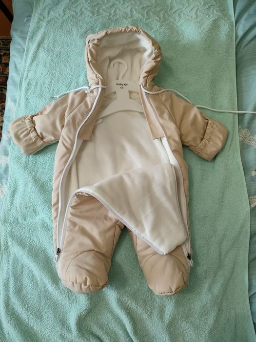 Продам демисезонный комбинезон