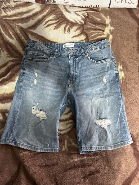 Blugi scurti pull&bear