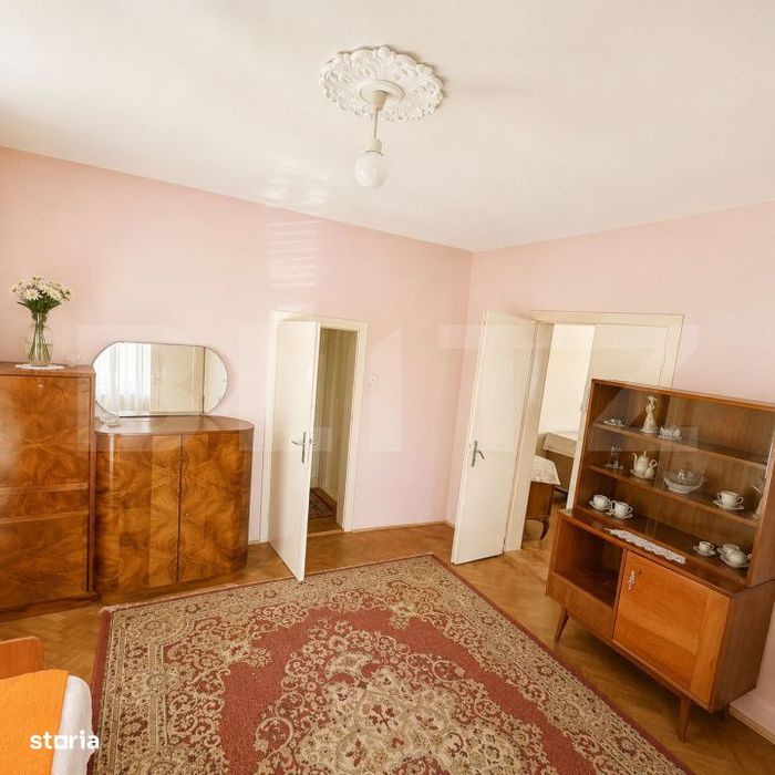 Casa individuala, 280 mp, teren 627 mp, zona Fratelia