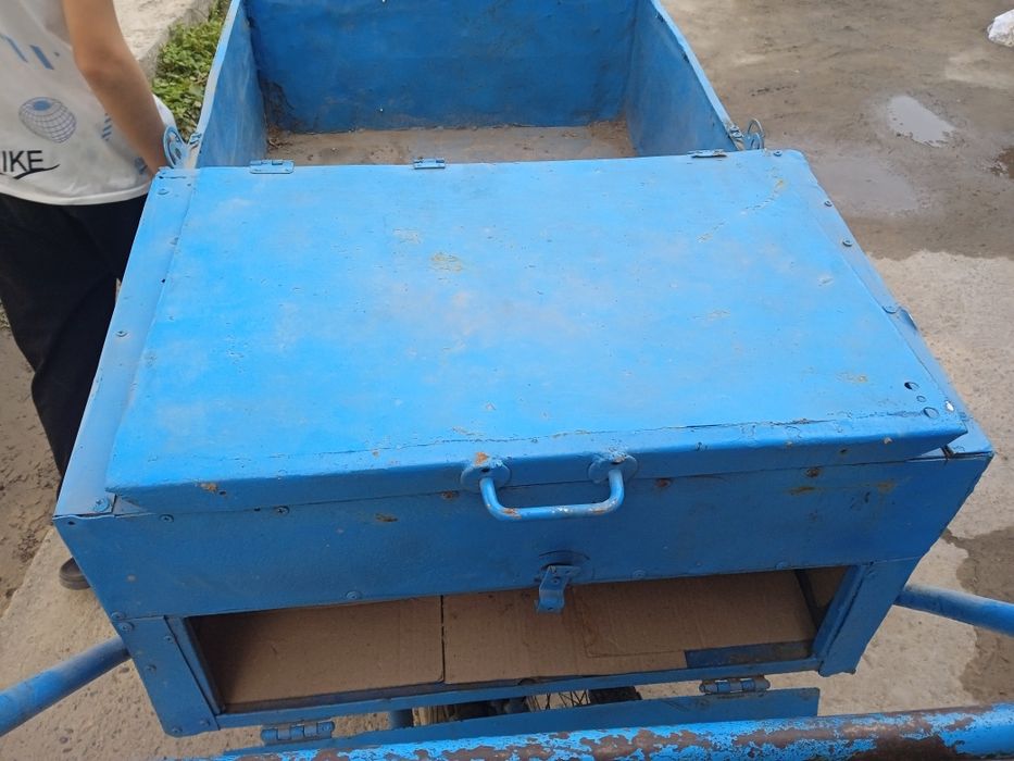 Arava Sotiladi  narxi  rangi koʻk holati yaxshi