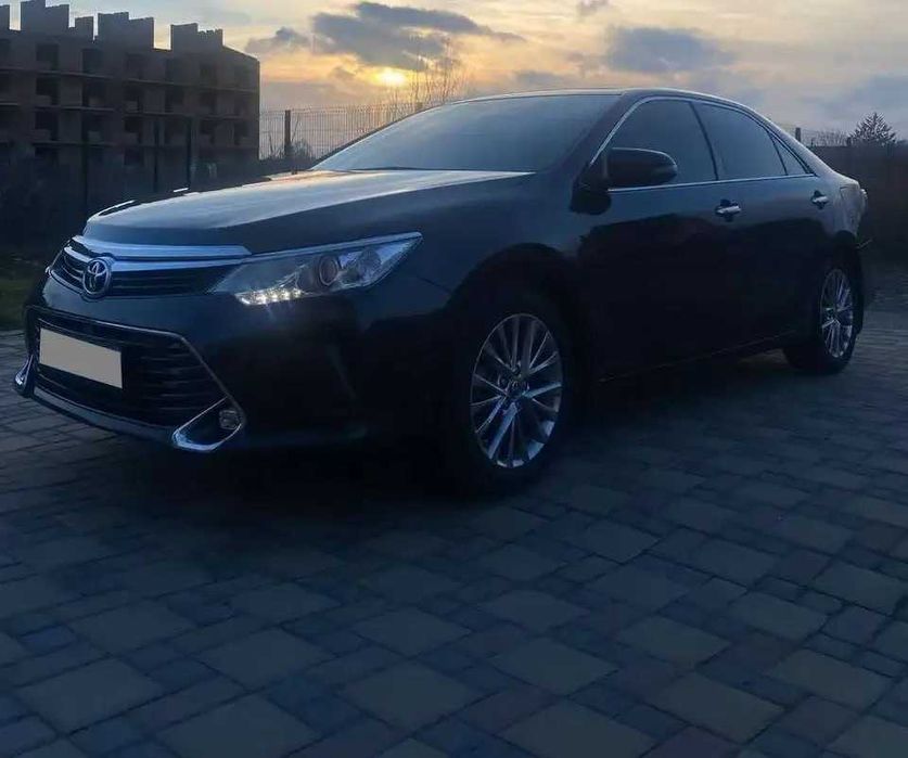 Toyota Camry 2016