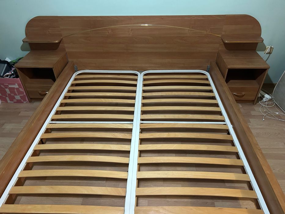 Спалня + нощни шкафчета