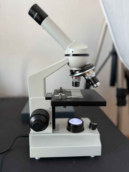 Microscop biologic Kern Obs 101