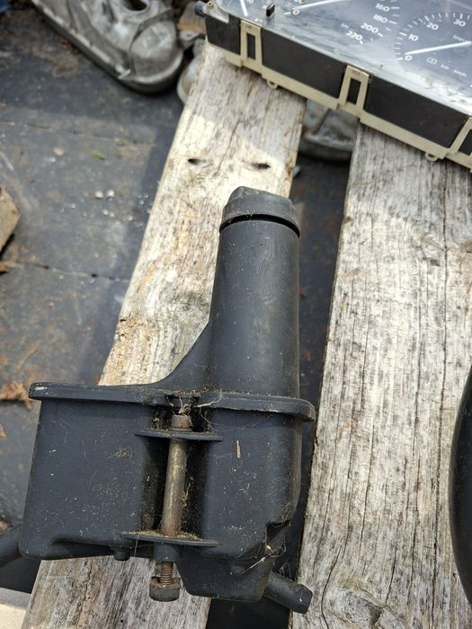 Продавам Части голф 3