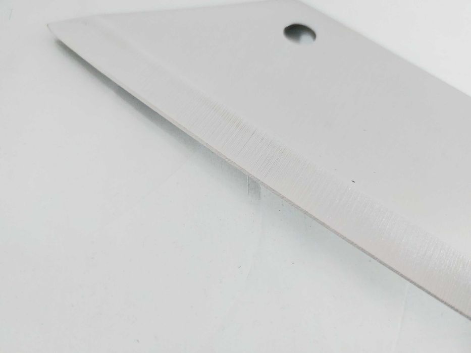 Мачете  в два варианта - черно или сребристо с текстилен калъф