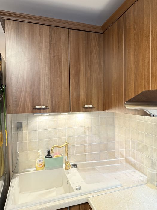 Кухня   без електроуреди