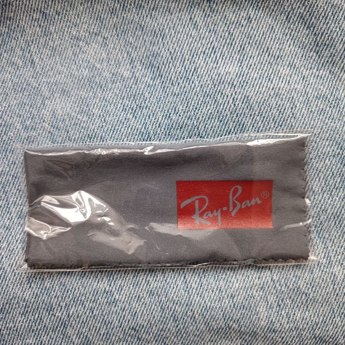 Microfibră curățare ochelari Ray-Ban