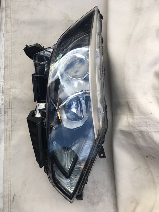 Far dreapta Nissan Qashqai J11